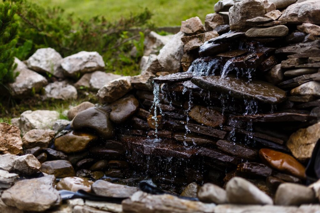 What Is a Pondless Waterfall?
